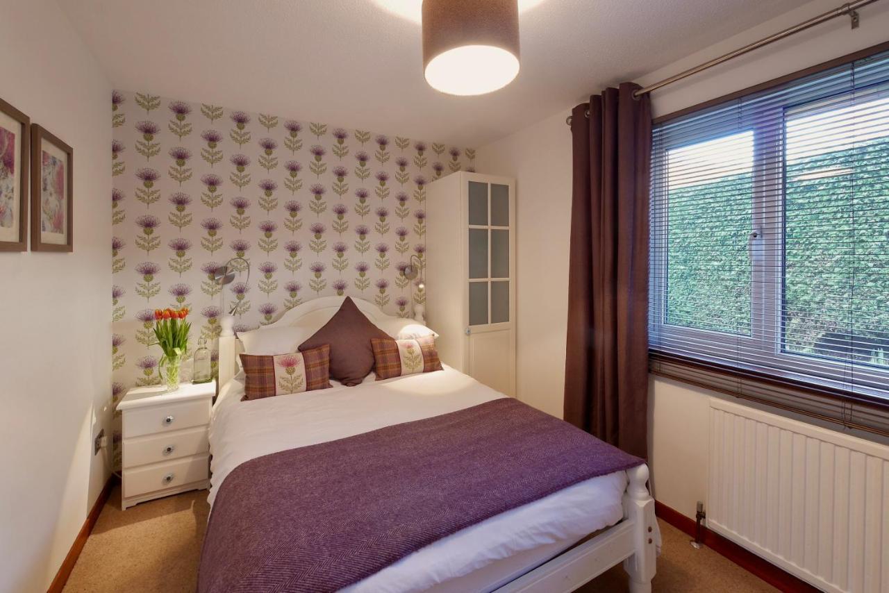 Brookford B&B Dalry  Екстер'єр фото